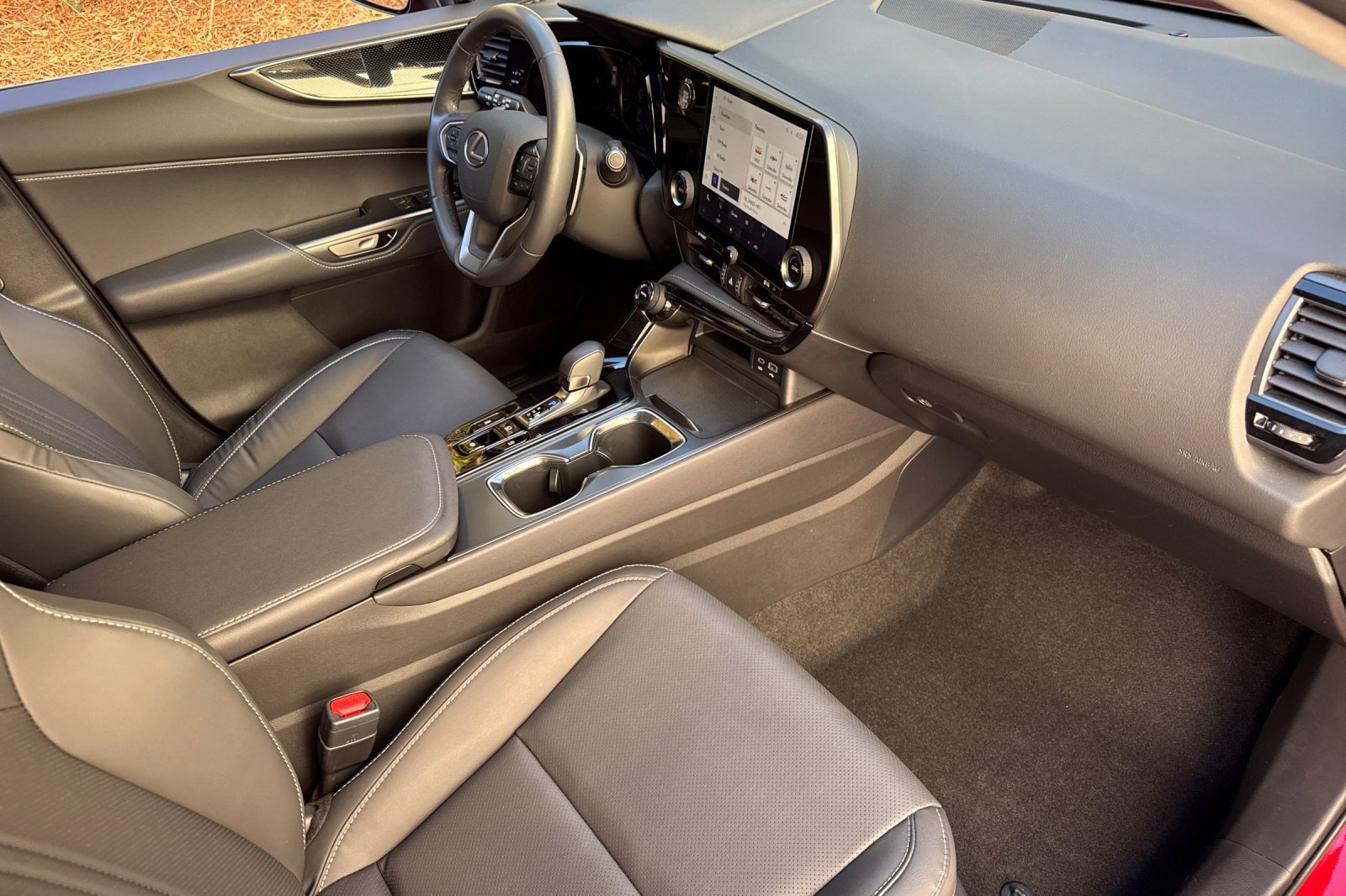 Certified 2025 Lexus NX 250 FWD image 34