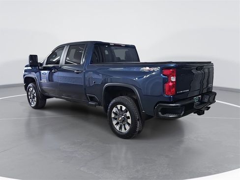 Certified 2022 Chevrolet Silverado 2500 Custom w/ Custom Value Package image 9