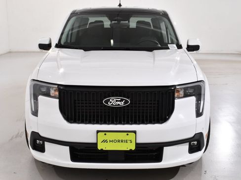 Used 2025 Ford Maverick Lobo AWD/4WD image 3