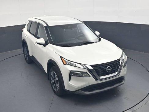 Used 2023 Nissan Rogue SV FWD image 33