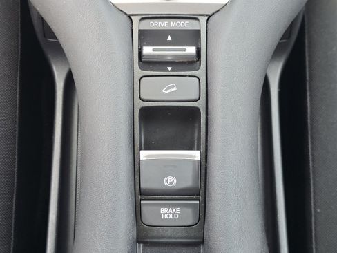 Certified 2023 Honda HR-V Sport image 29