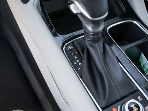 Used 2020 Kia Telluride SX w/ SX Prestige Package image 21