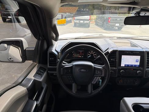 Used 2020 Ford F150 XLT w/ Equipment Group 302A Luxury AWD/4WD image 12