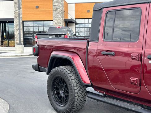 Used 2021 Jeep Gladiator Sport AWD/4WD image 3