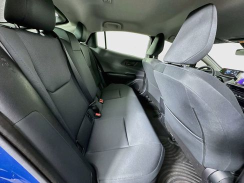 Used 2025 Toyota Prius LE FWD image 28