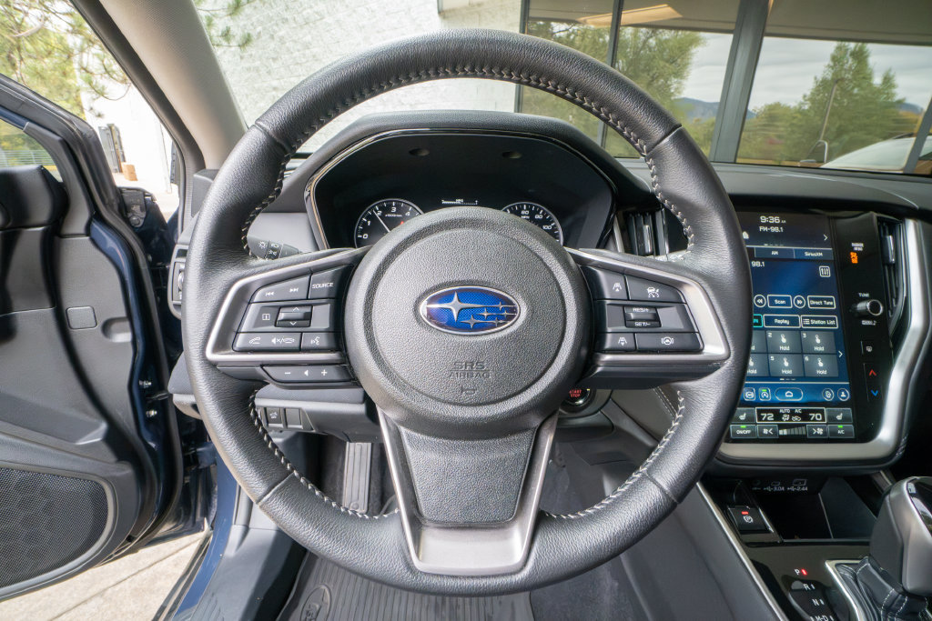 Certified 2025 Subaru Outback Premium AWD/4WD image 12