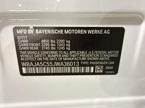 Used 2018 BMW 530i image 12