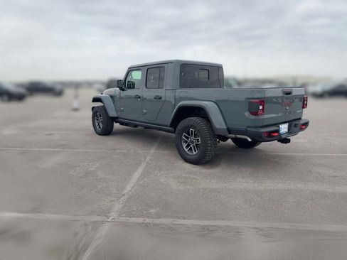 New 2026 Jeep Gladiator Mojave image 8