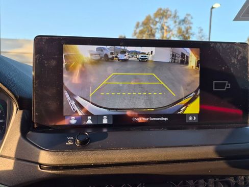 Used 2023 Honda Accord Sport image 17