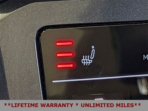 Used 2023 Volkswagen Tiguan SE image 26