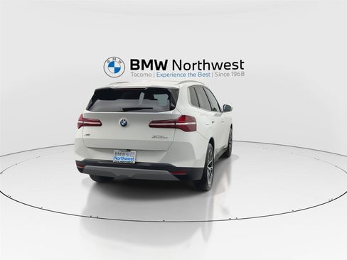 Used 2026 BMW X3 xDrive30i w/ Convenience Package AWD/4WD image 2