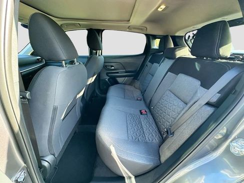 Used 2025 Nissan Kicks SV w/ SV Premium Package image 23