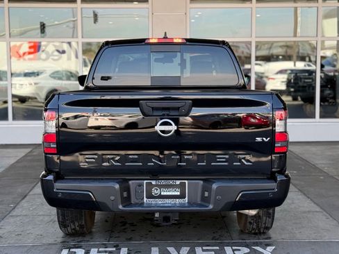 Used 2024 Nissan Frontier SV w/ SV Convenience Package image 11