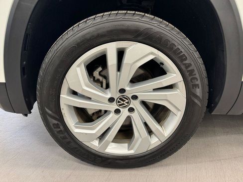 Used 2022 Volkswagen Atlas SE AWD/4WD image 38