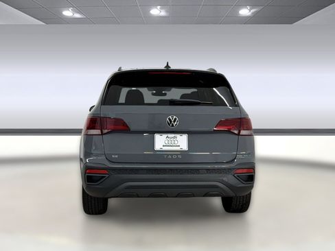 Used 2024 Volkswagen Taos SE FWD image 9