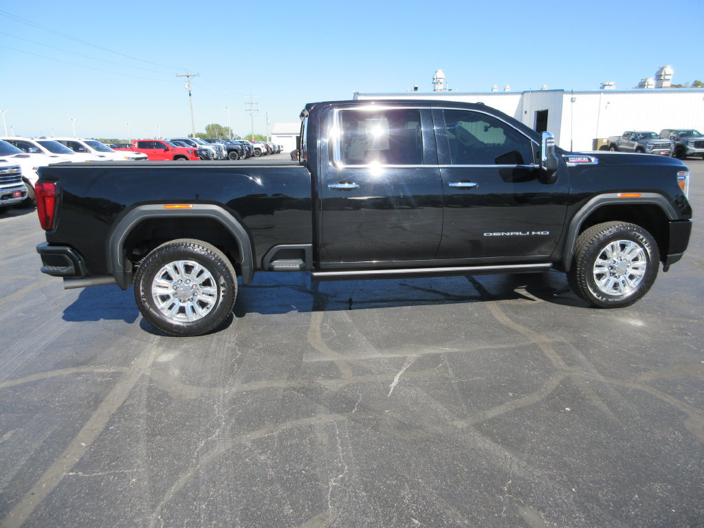 Used 2021 GMC Sierra 2500 Denali w/ Denali Ultimate Package AWD/4WD image 2