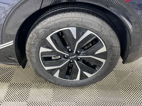 Used 2022 Kia EV6 Wind image 19