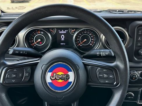 Used 2019 Jeep Wrangler Unlimited Sport AWD/4WD image 11