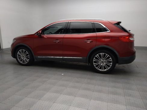 Used 2017 Lincoln MKX Reserve w/ Lincoln MKX Climate Package image 3