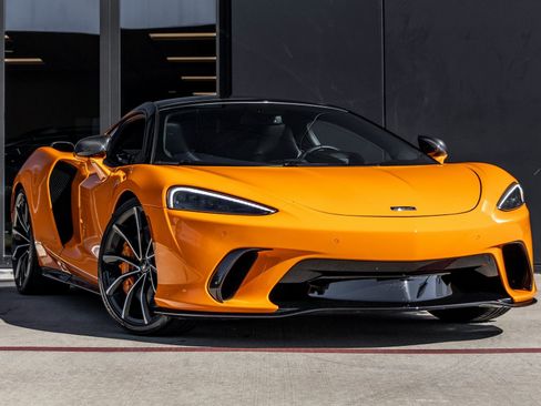 Used 2025 McLaren GTS image 3