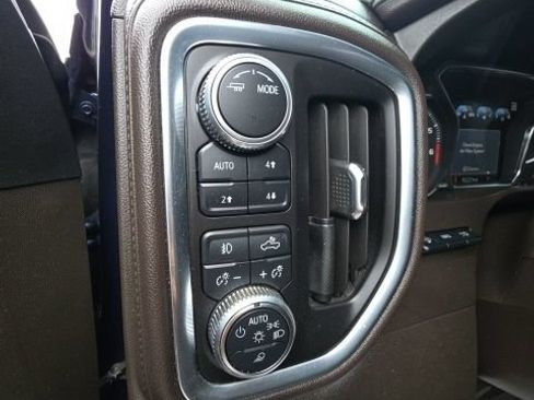 Used 2021 GMC Sierra 2500 Denali w/ Denali Ultimate Package AWD/4WD image 22