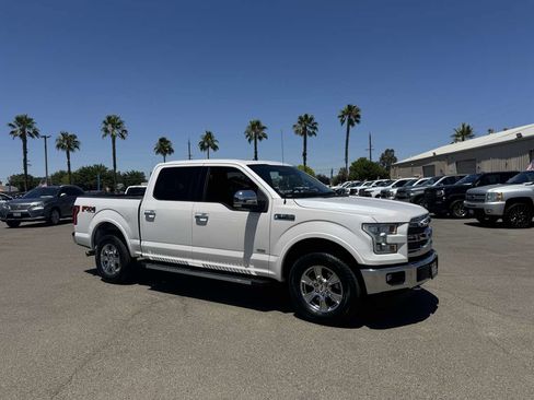 Used 2015 Ford F150 Lariat w/ Equipment Group 502A Luxury image 16