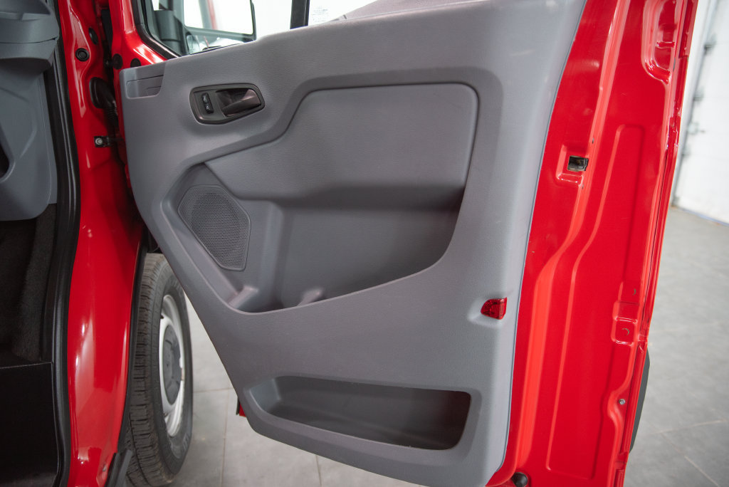 Used 2018 Ford Transit 350 XL RWD image 15