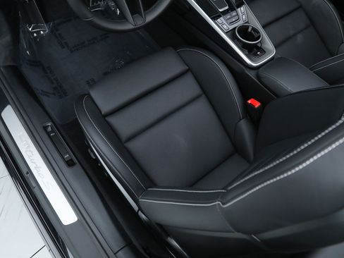 Used 2025 Porsche 911 Turbo S AWD/4WD image 27