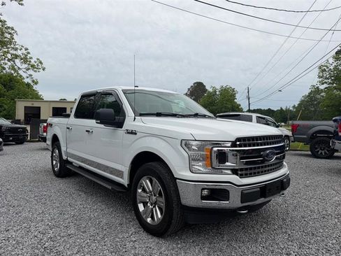 Used 2018 Ford F150 XLT w/ Equipment Group 302A Luxury AWD/4WD image 4