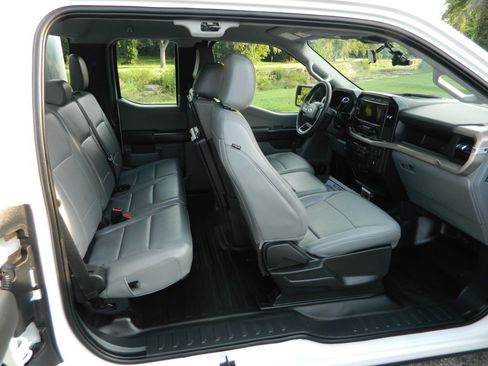 Used 2022 Ford F150 XL RWD image 16
