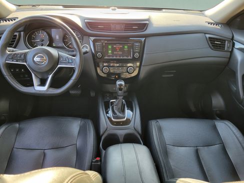 Used 2019 Nissan Rogue SL w/ Premium Package FWD image 7