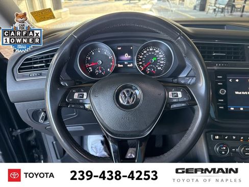 Used 2020 Volkswagen Tiguan SE image 18