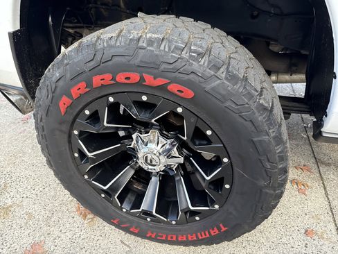 Used 2019 RAM 3500 Tradesman w/ Chrome Appearance Group image 19