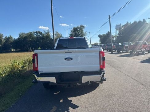 New 2026 Ford F250 XLT w/ XLT Premium Package image 8