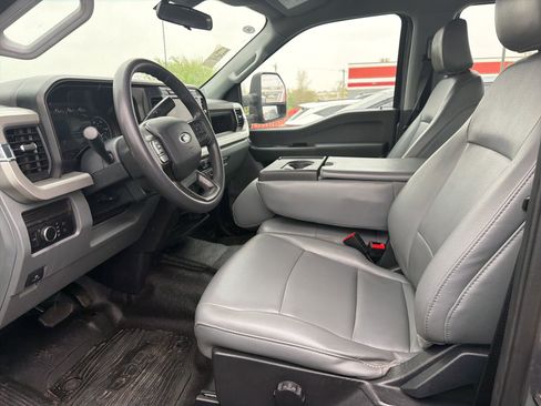 Used 2024 Ford F350 XL image 5