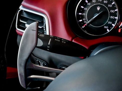 Used 2022 Maserati Ghibli Modena Q4 image 39