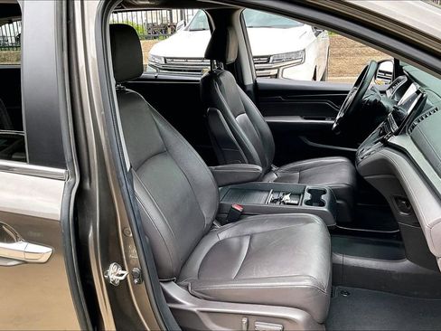 Used 2018 Honda Odyssey EX-L image 9