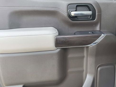 Used 2019 GMC Sierra 1500 SLT w/ SLT Premium Plus Package image 10