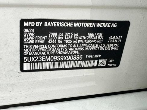 Used 2025 BMW X7 xDrive40i AWD/4WD image 34
