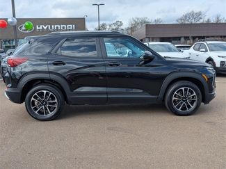 Used 2025 Chevrolet TrailBlazer LT video 2