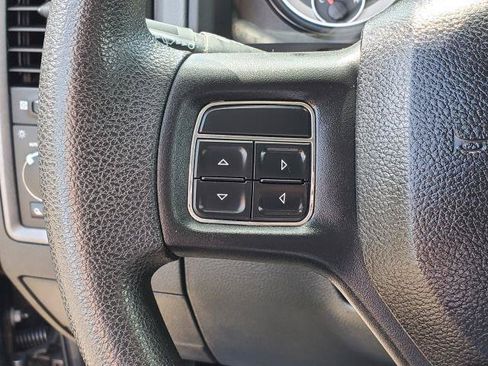 Used 2018 RAM 1500 Express AWD/4WD image 10