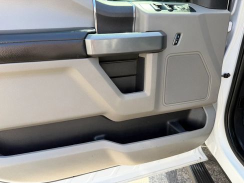 Used 2018 Ford F150 XLT RWD image 10