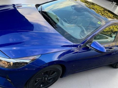 Used 2021 Hyundai Elantra SEL w/ Cargo Package image 30