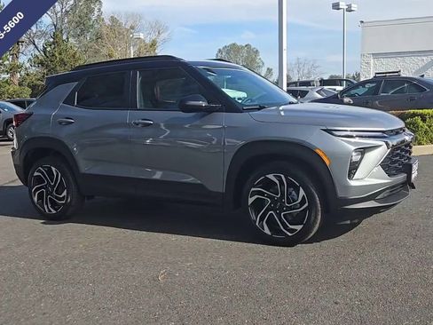 New 2026 Chevrolet TrailBlazer RS w/ Driver Confidence Package image 3