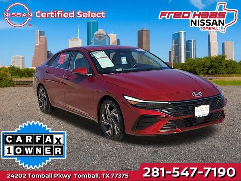 Used 2025 Hyundai Elantra Limited image 1