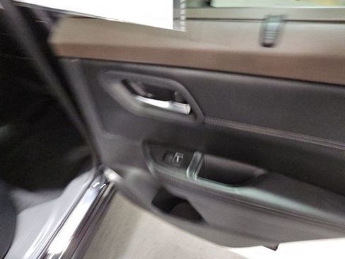 Certified 2023 Nissan Rogue SL w/ SL Premium Package image 22