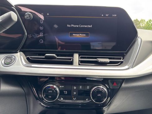New 2026 Chevrolet Trax LT w/ LT Convenience Package FWD image 14