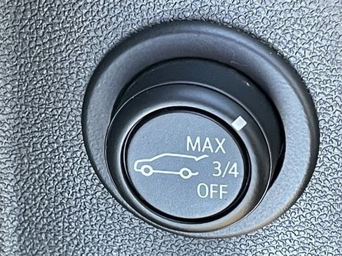 Used 2024 Chevrolet Equinox LT image 22