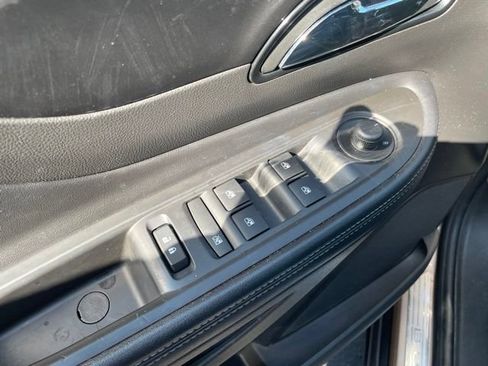 Used 2019 Buick Encore Preferred FWD image 4