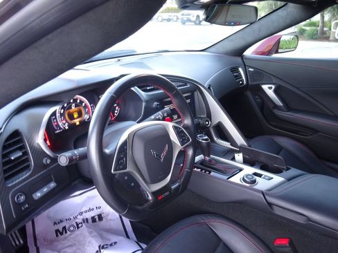 Certified 2018 Chevrolet Corvette Z06 RWD image 12
